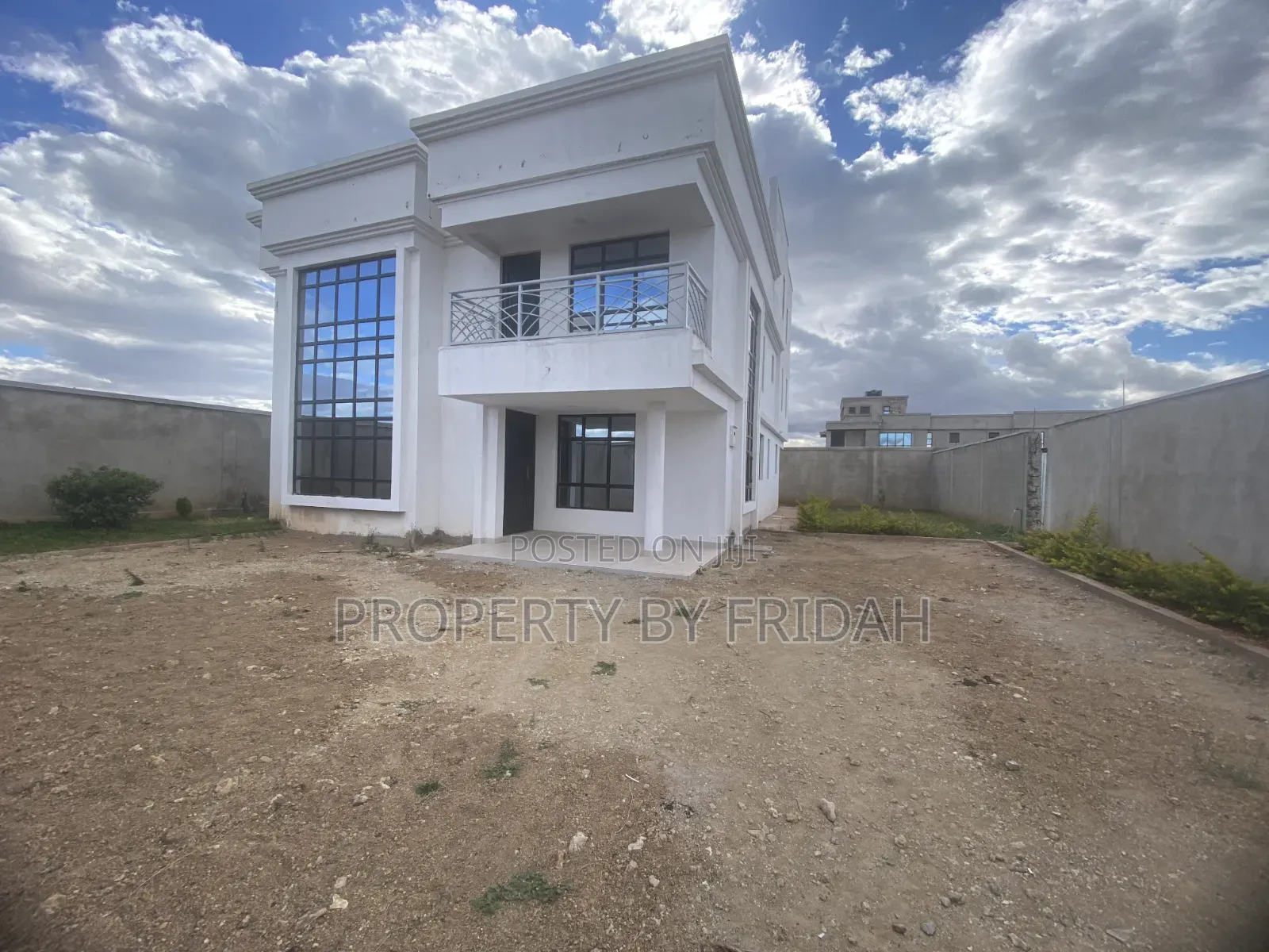 6bdrm Maisonette in Kitengela for sale