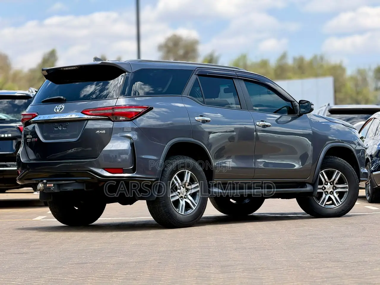 Toyota Fortuner 2.8 D AWD 2016 Gray
