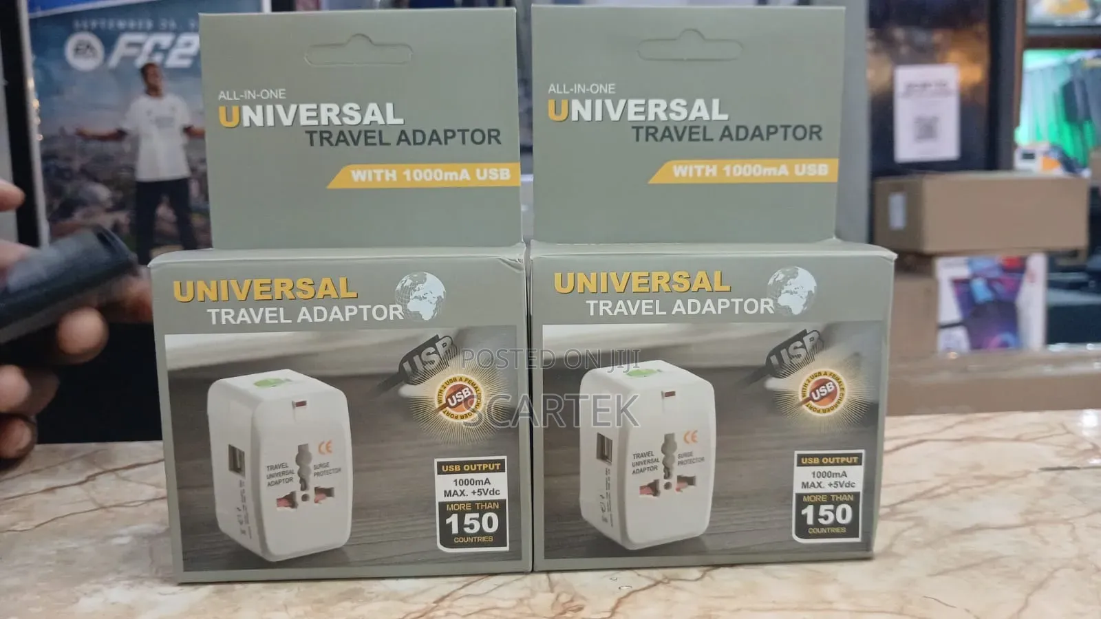 Universal Travel Adapter 1000mA Max+5vdc