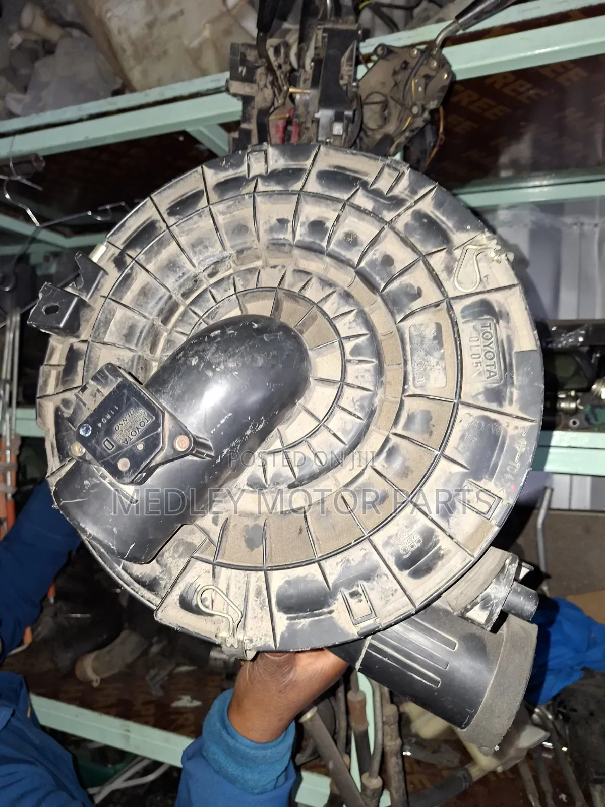 Toyota Hilux Aircleaner