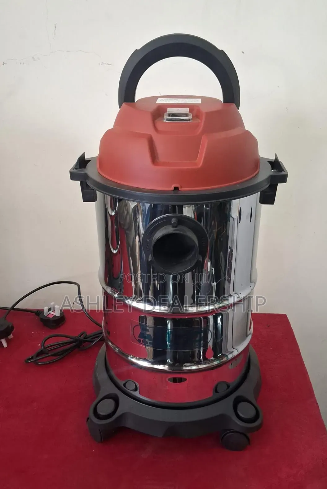 Wet and Dry Vacuum Cleaner 20ltrs