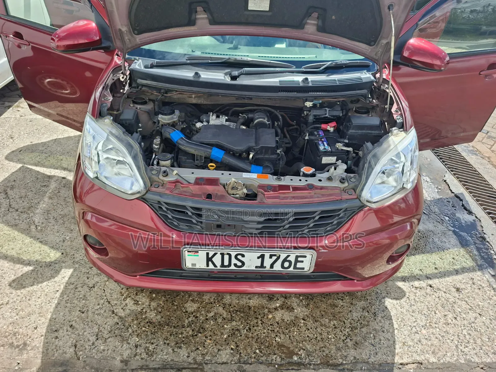 Toyota Passo 1.0 FWD 2018 Maroon