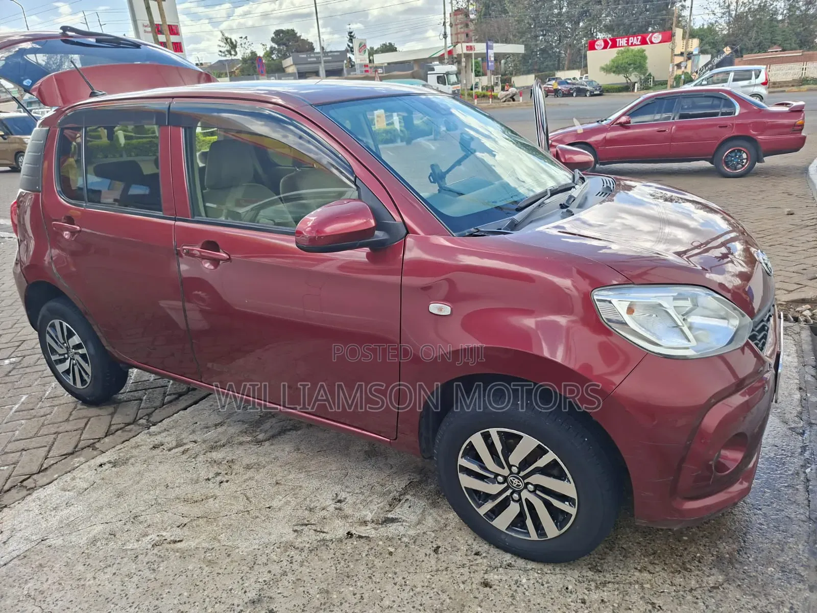 Toyota Passo 1.0 FWD 2018 Maroon