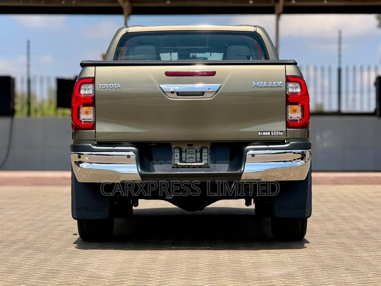 Toyota Hilux 2022 Green