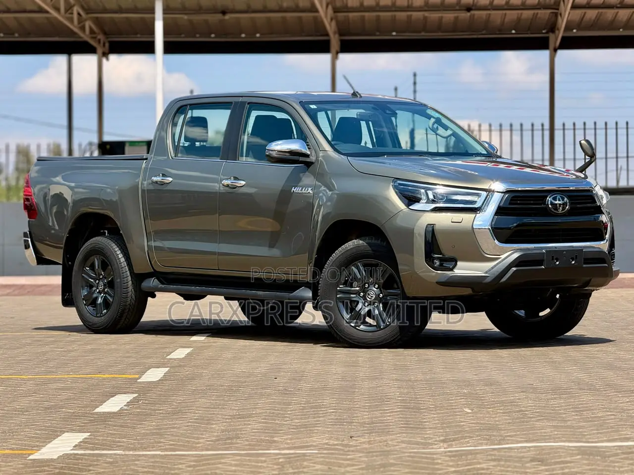 Toyota Hilux 2022 Green