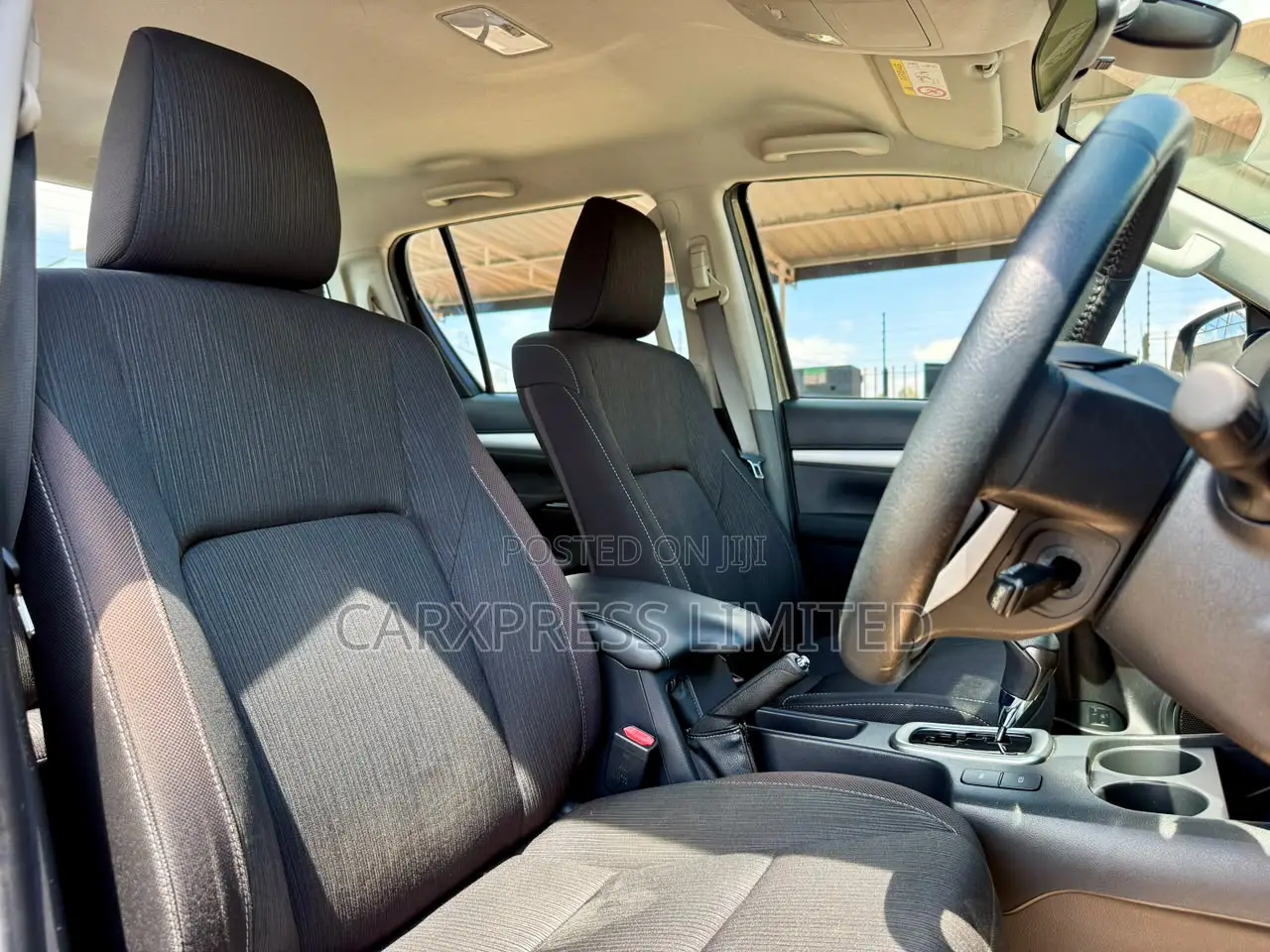 Toyota Hilux 2022 Green