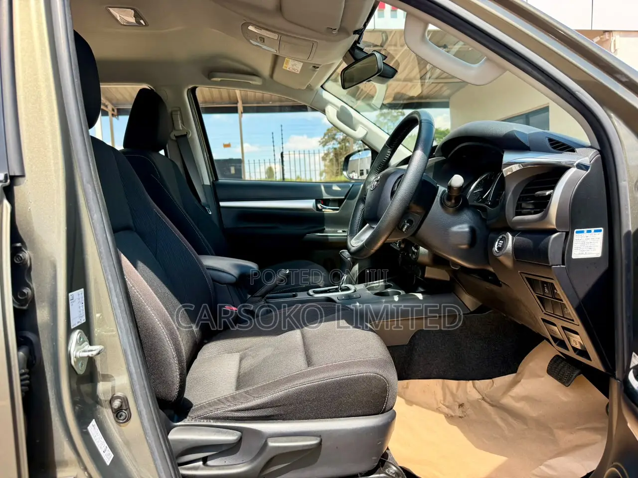 Toyota Hilux 2022 Green