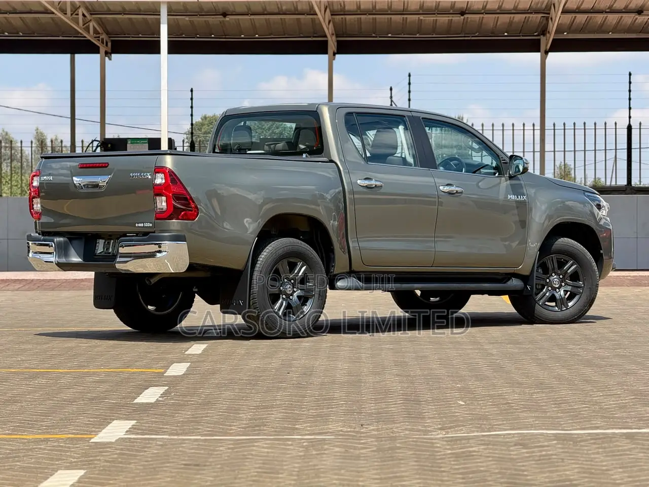 Toyota Hilux 2022 Green