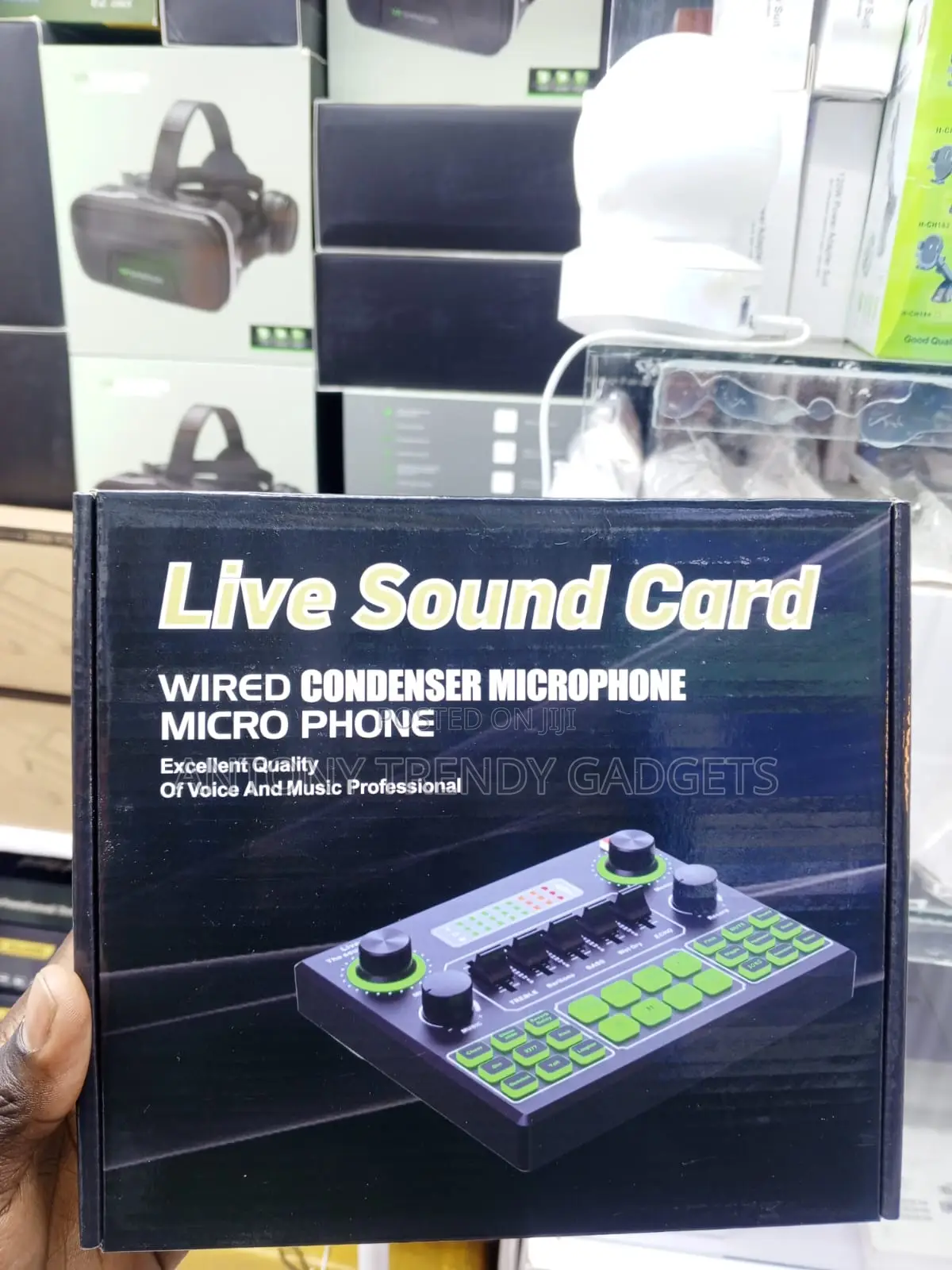 V9 Live Sound Card for TikTok, YouTube and Karaoke