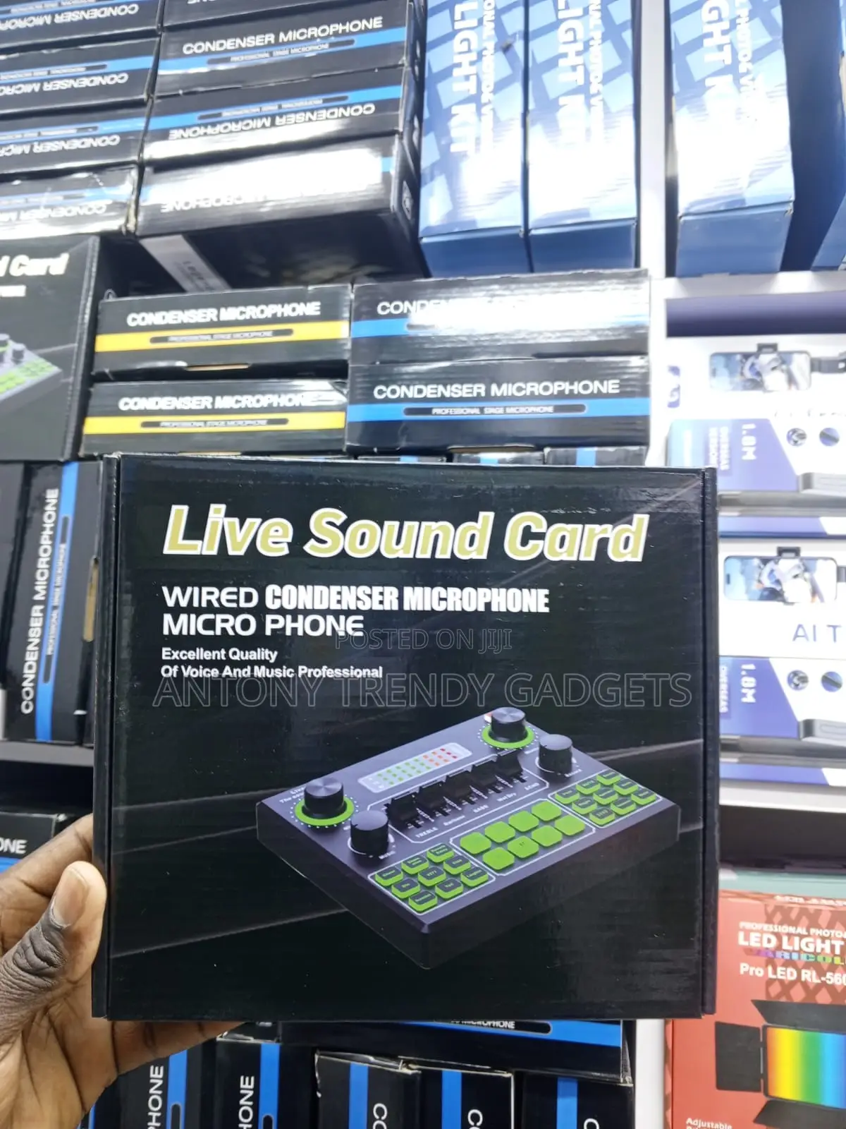 V9 Live Sound Card for TikTok, YouTube and Karaoke