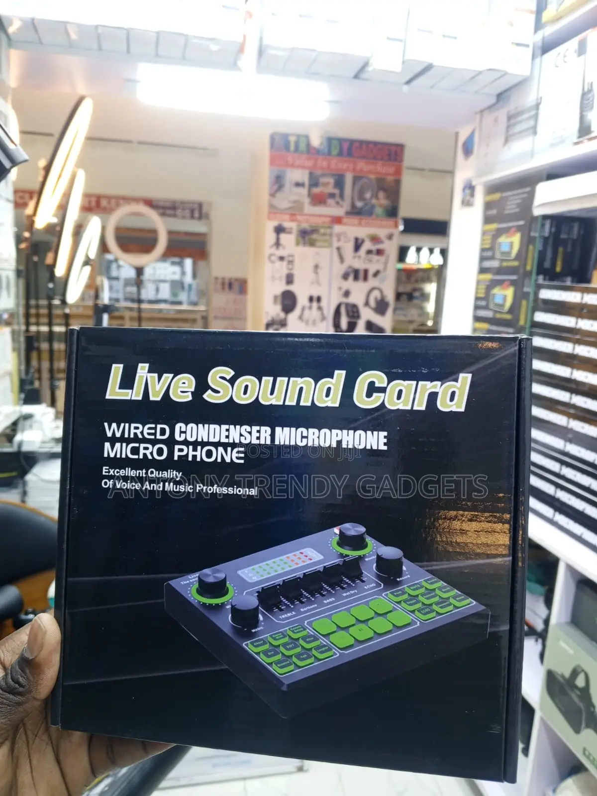 V9 Live Sound Card for TikTok, YouTube and Karaoke