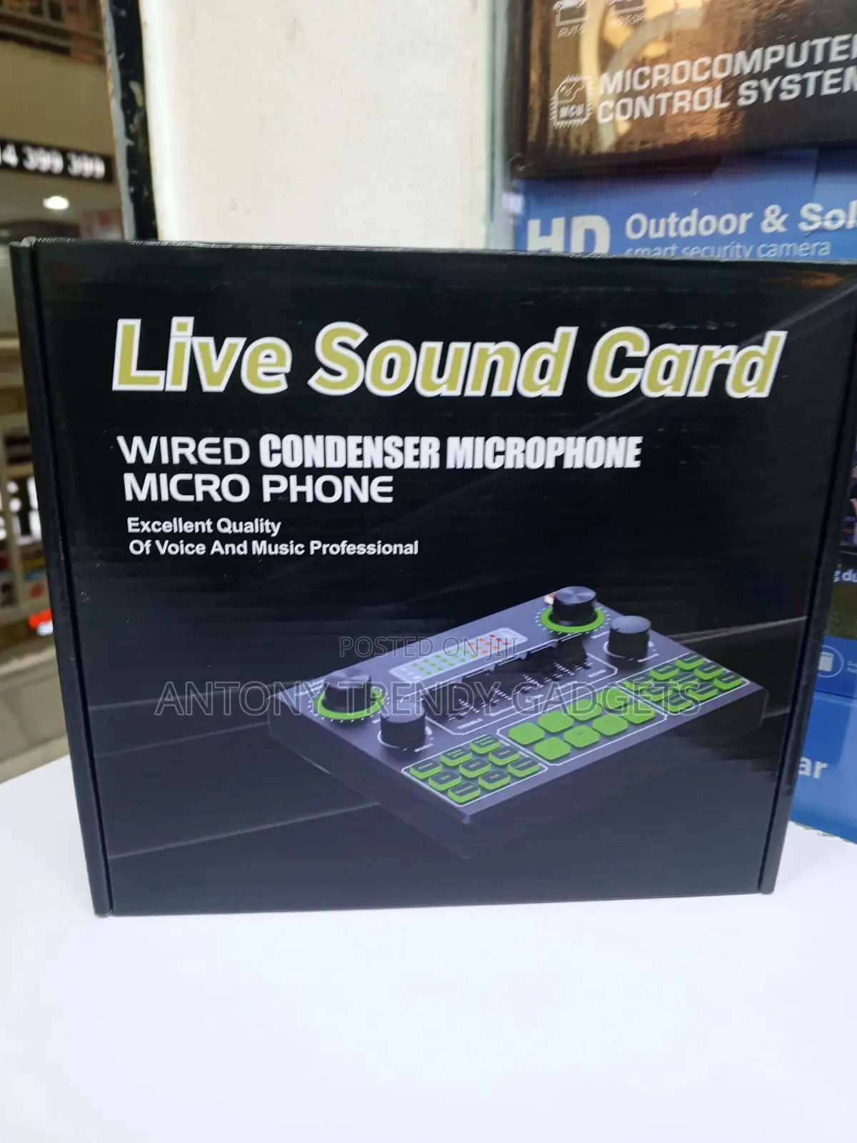 V9 Podcast Sound Card Mixer for Gaming and Voice Recording