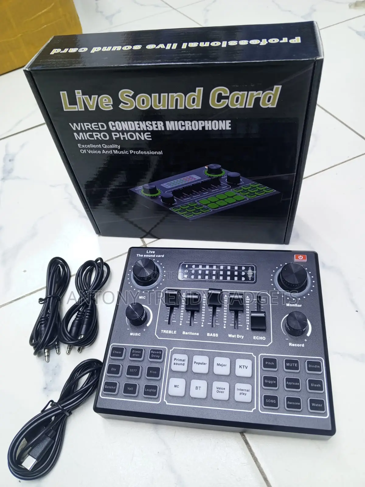 V9 Podcast Sound Card Mixer for Gaming and Voice Recording