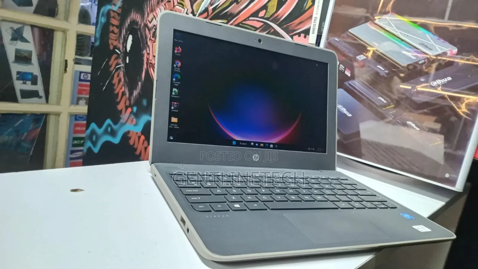 Laptop HP Stream 11 4GB Intel Celeron SSD 128GB