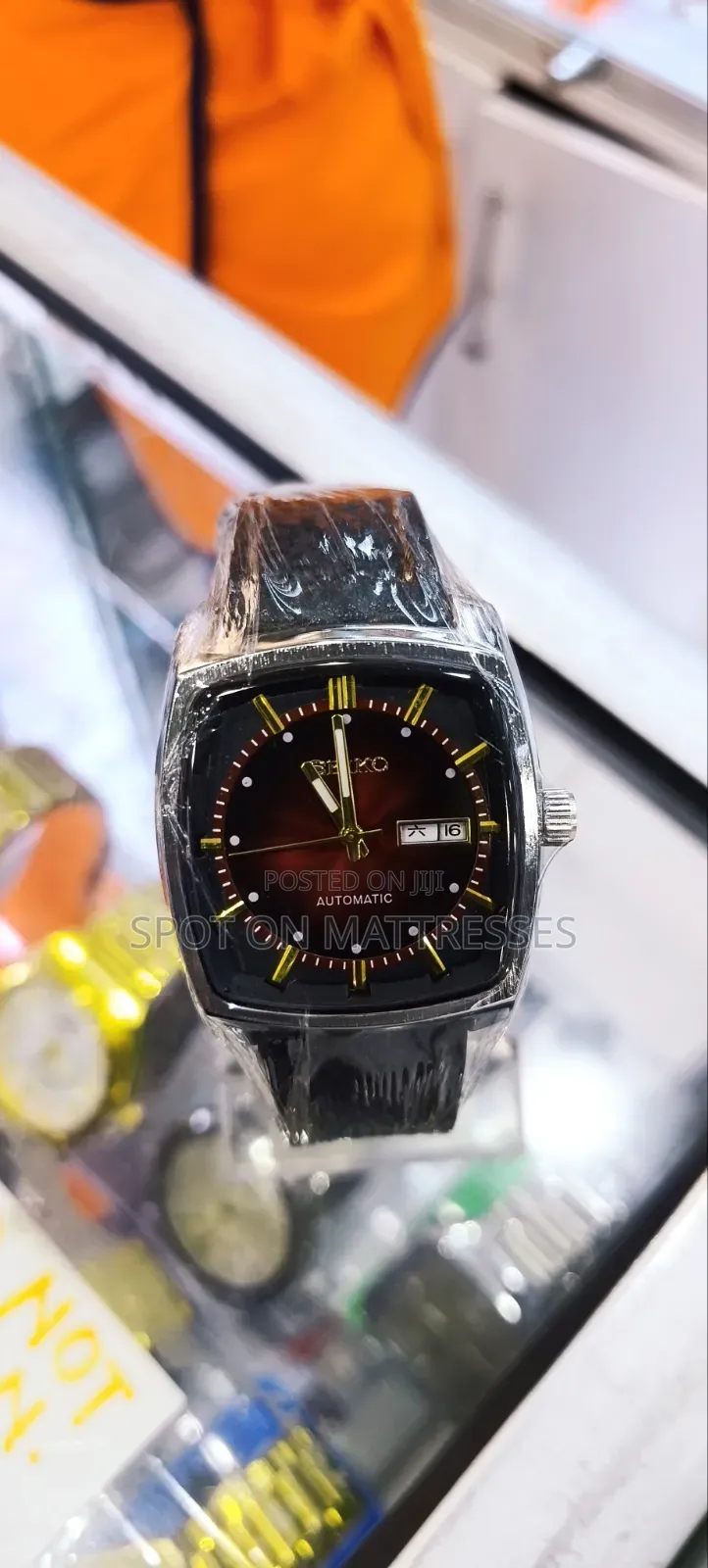 Seiko Recraft Automatic Watch for Men. Rich Green/Ocean Blue/Burgundy.