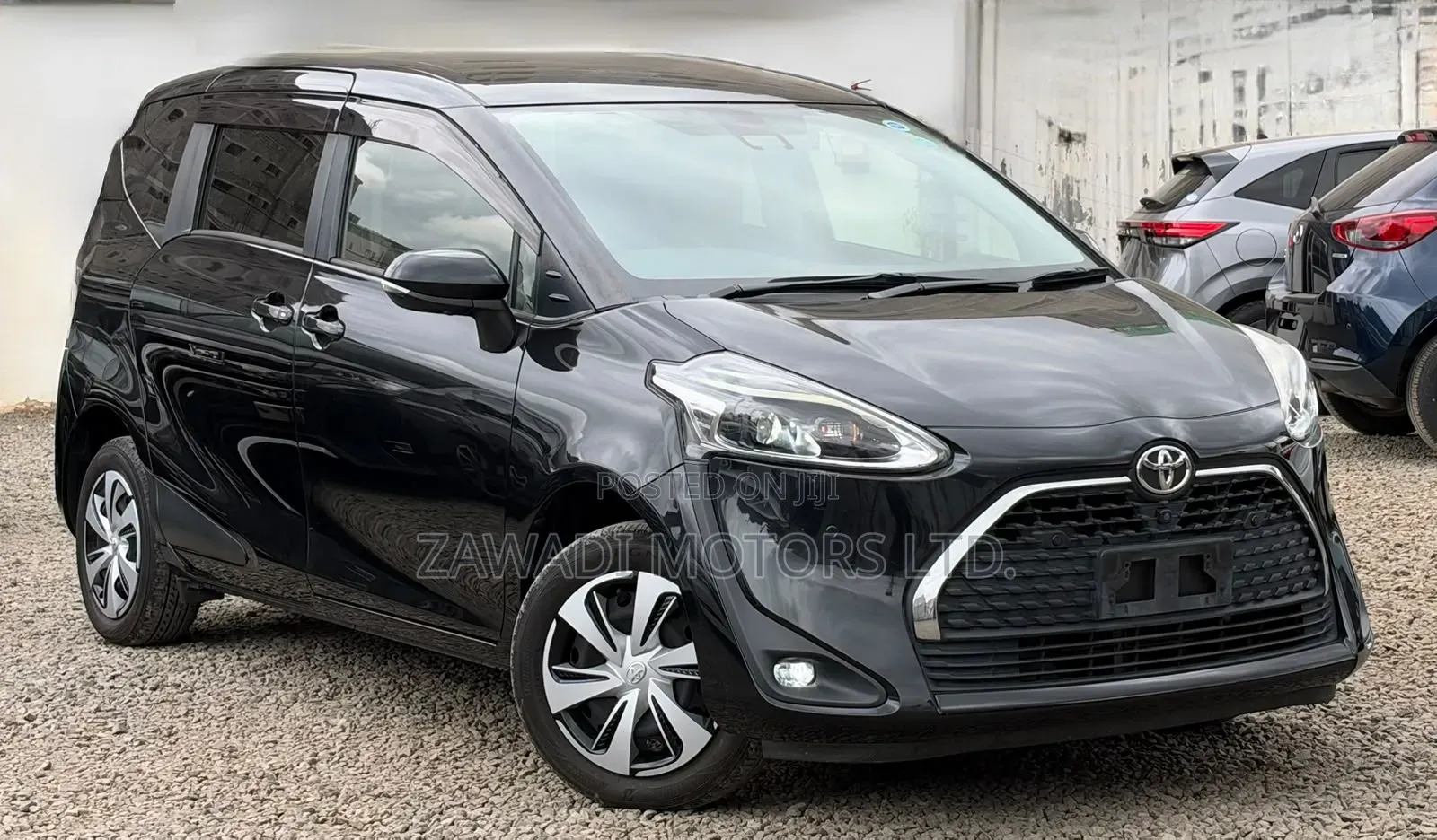 Toyota Sienta 1.5 FWD 2019 Black