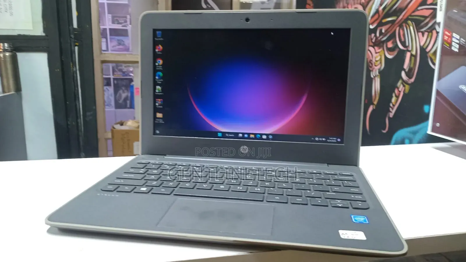 Laptop HP Stream 11 4GB Intel Celeron SSD 128GB