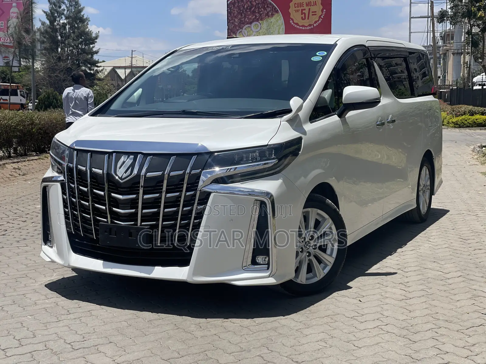 Toyota Alphard 2.5 Petrol FWD 2019 White
