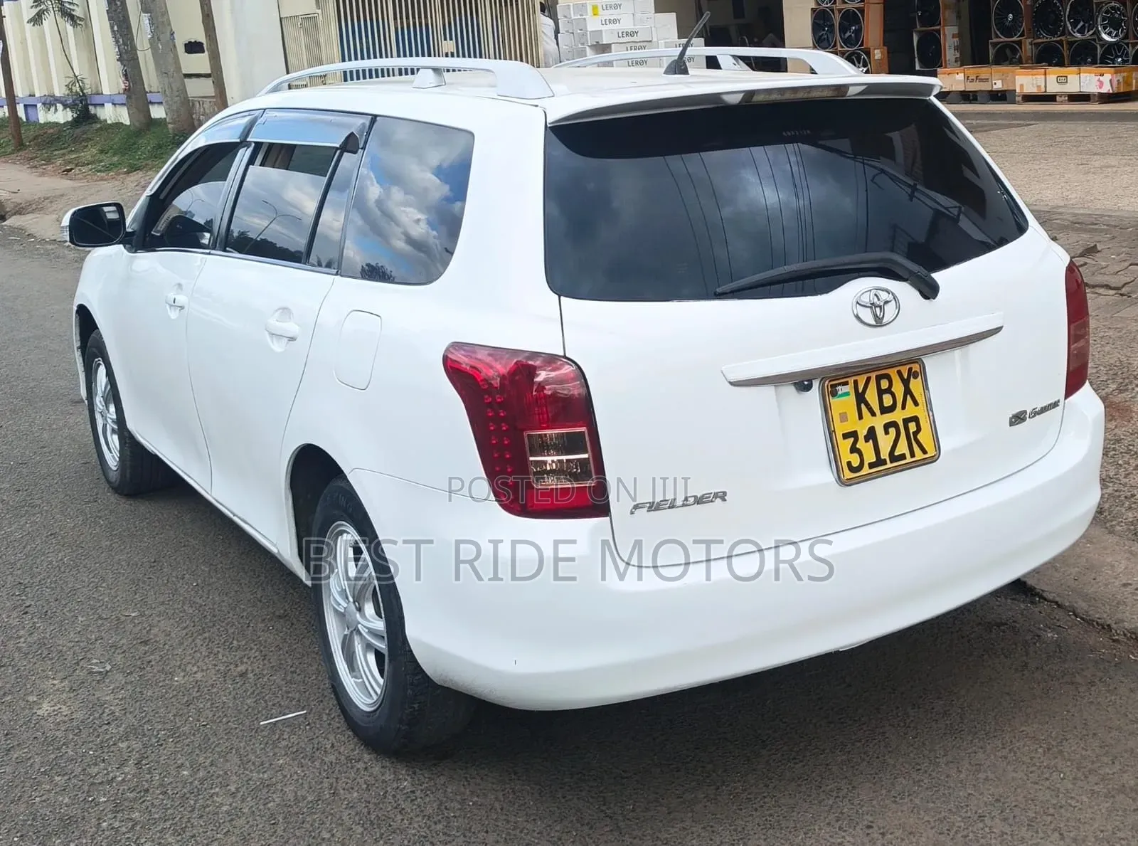 Toyota Corolla Fielder 1.5 Petrol FWD 2008 White