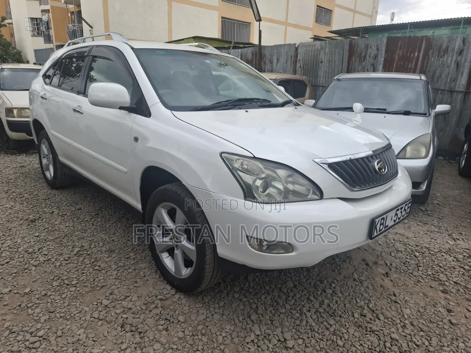 Toyota Harrier 2002 White