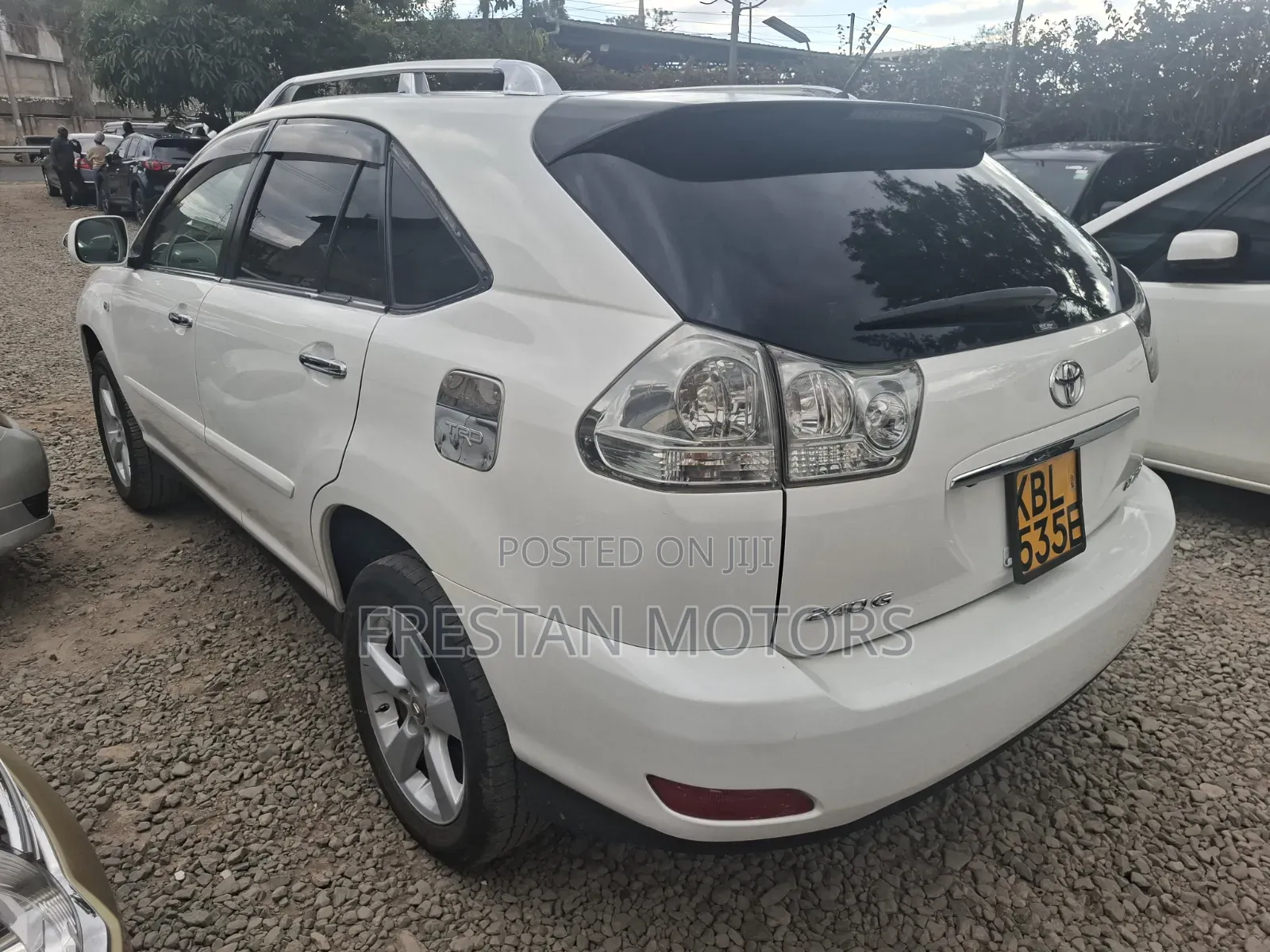 Toyota Harrier 2002 White