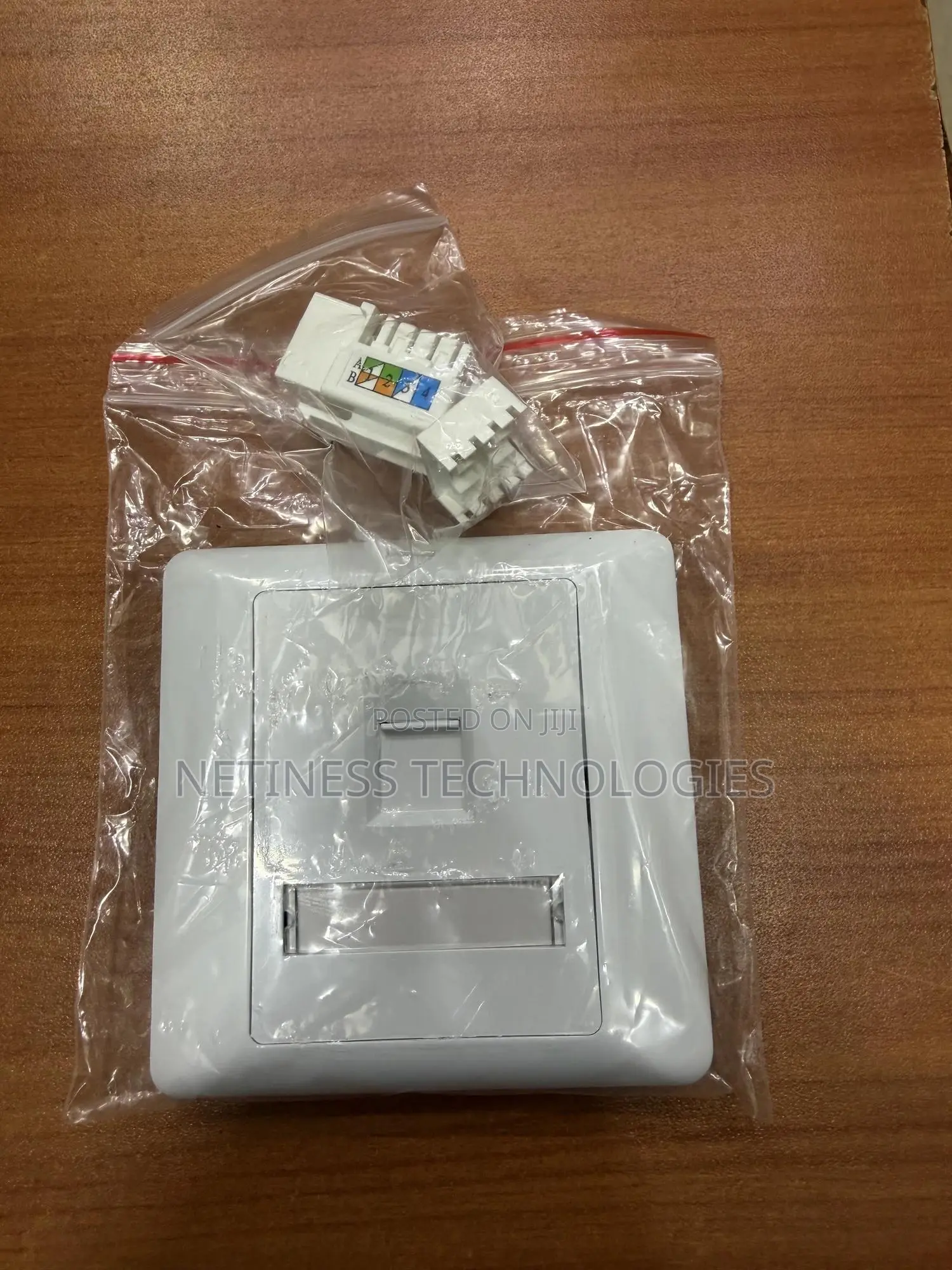 Faceplate Single Complete With Module