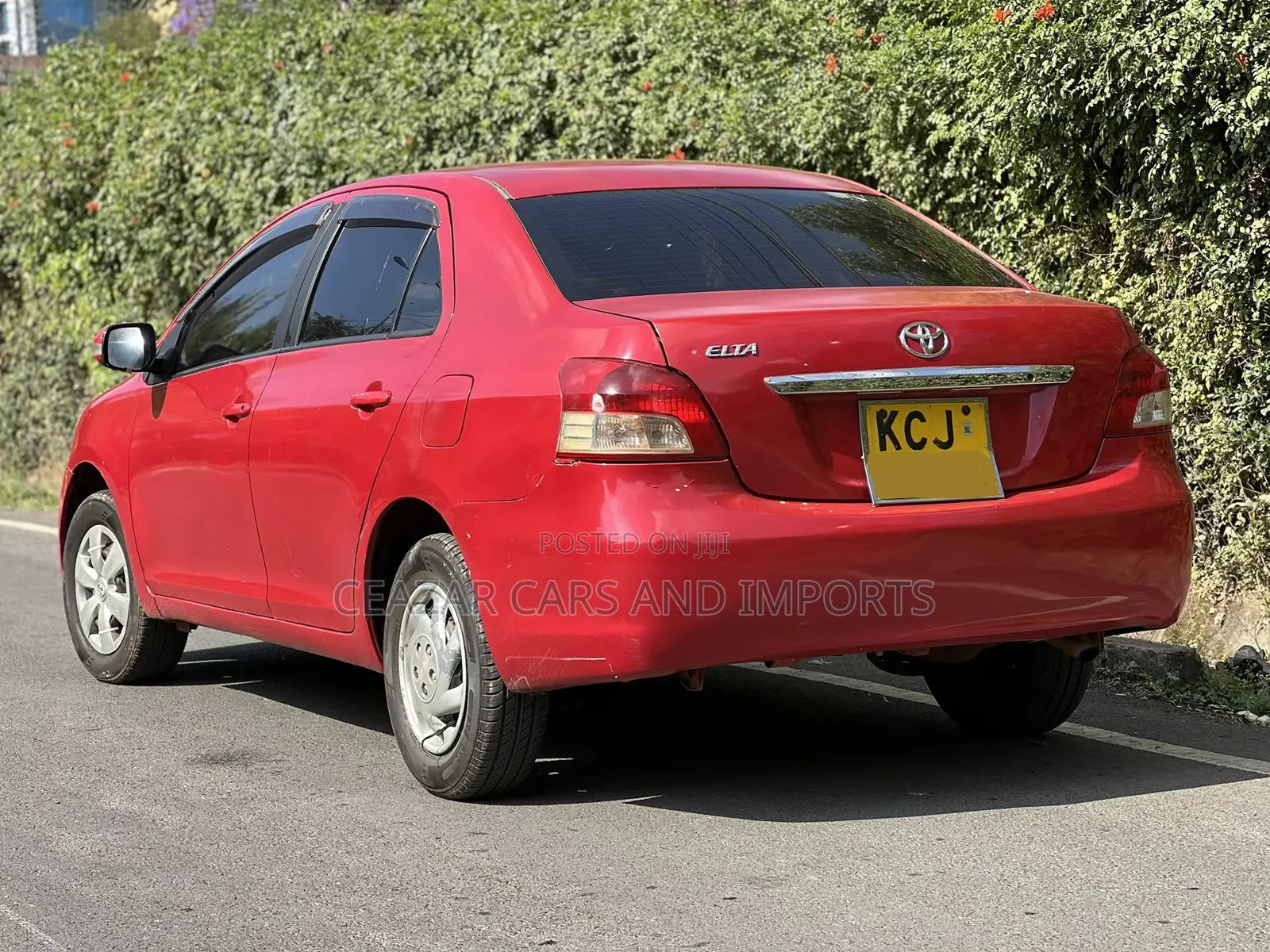 Toyota Belta 2009 Red