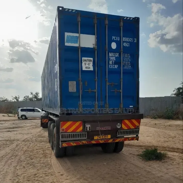 Trailers Transporters Specialists.