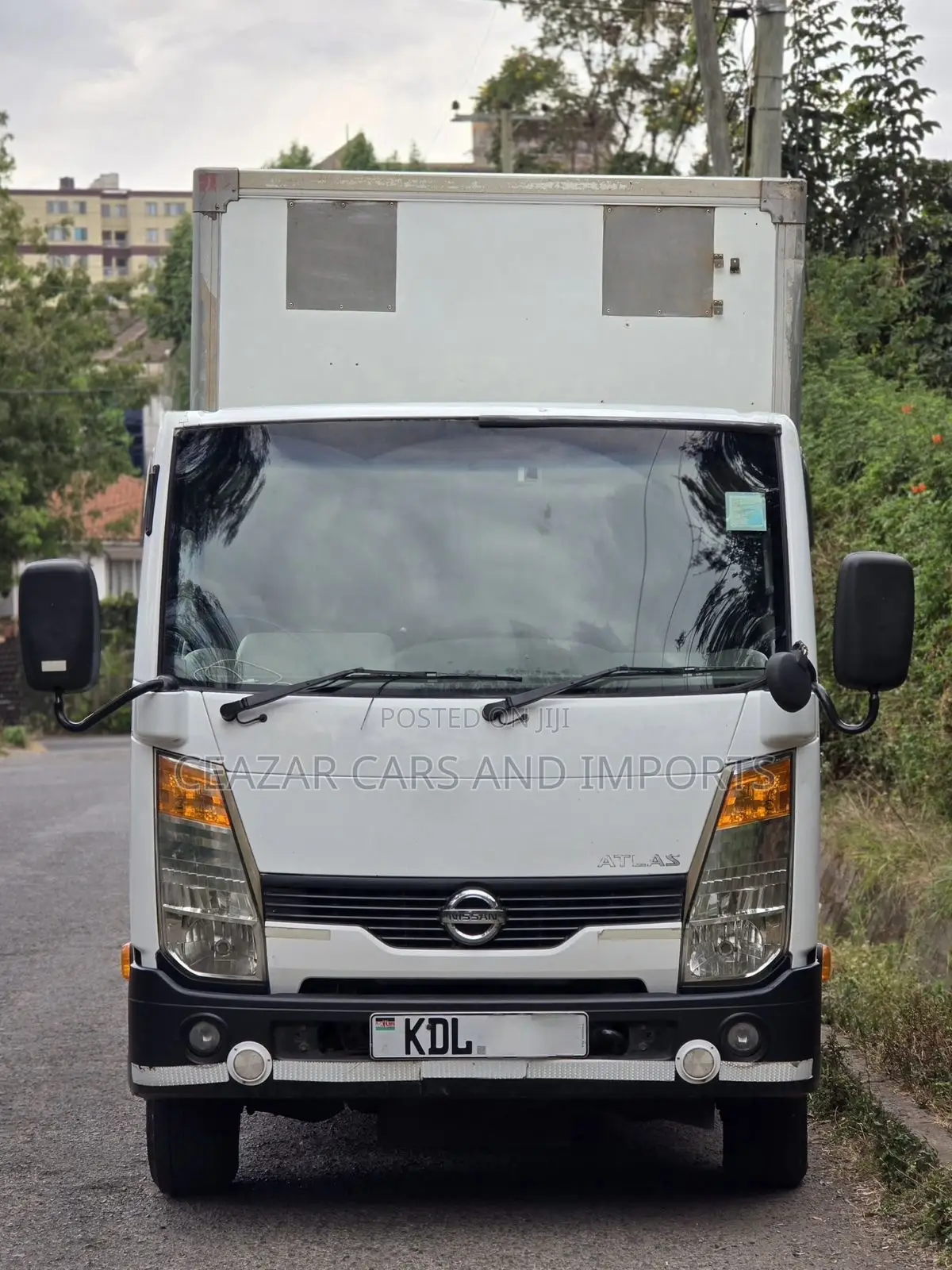 Nissan ATLAS Year 2013 White KDL Reg3000cc DIESEL 5 Speed Manual