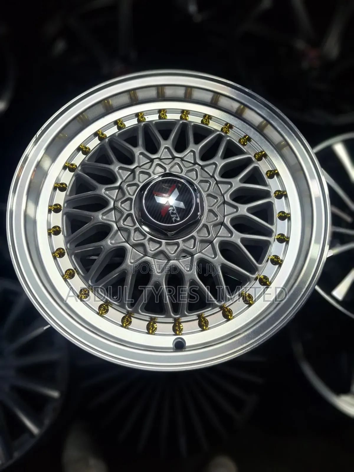 15-Inch Universal Alloy Rim – 8-Hole.