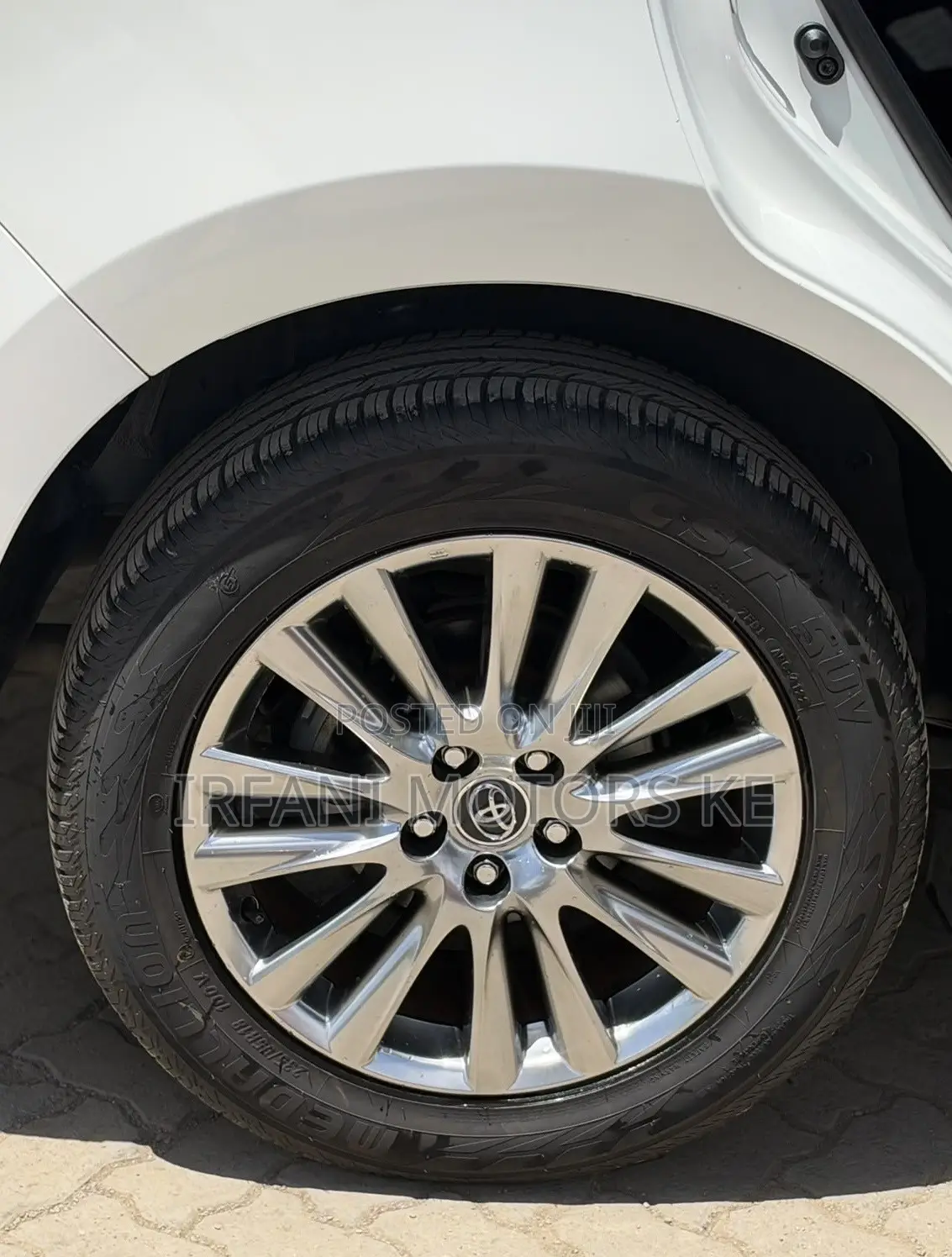 Toyota Harrier 2.0 2019 White