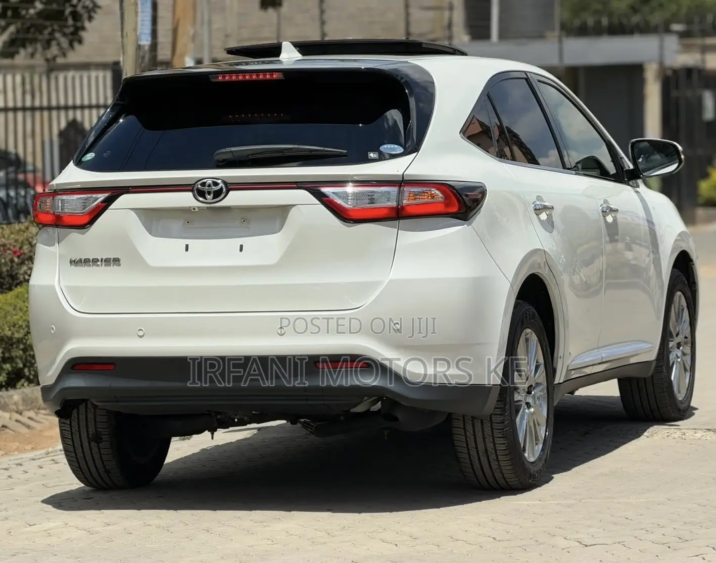 Toyota Harrier 2.0 2019 White