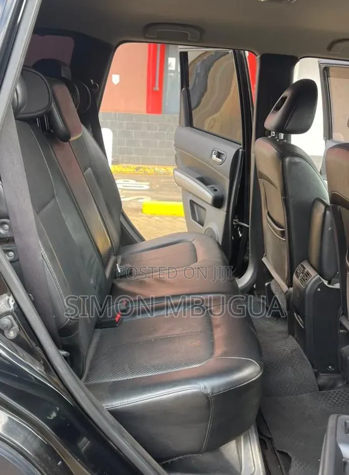 Nissan X-Trail 2012 Black