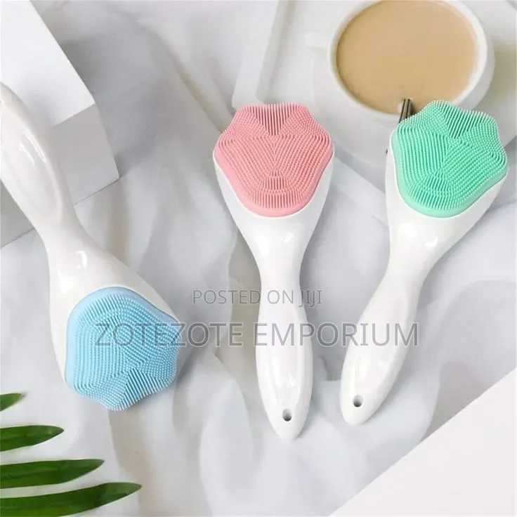 Paw Face Cleaning Brush