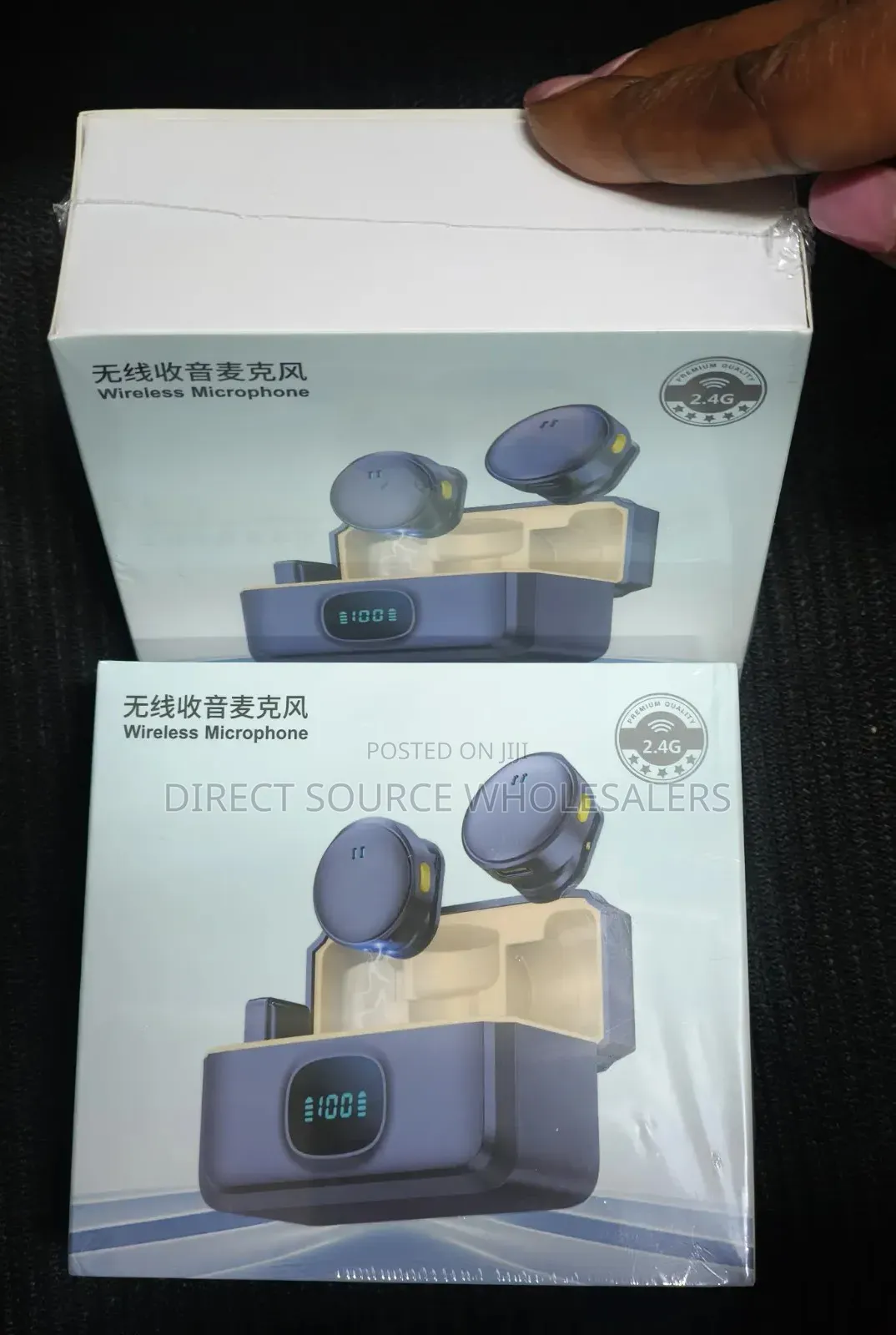 Portable Video Making Microphone Kit. Wireless Microphone Batton-Like