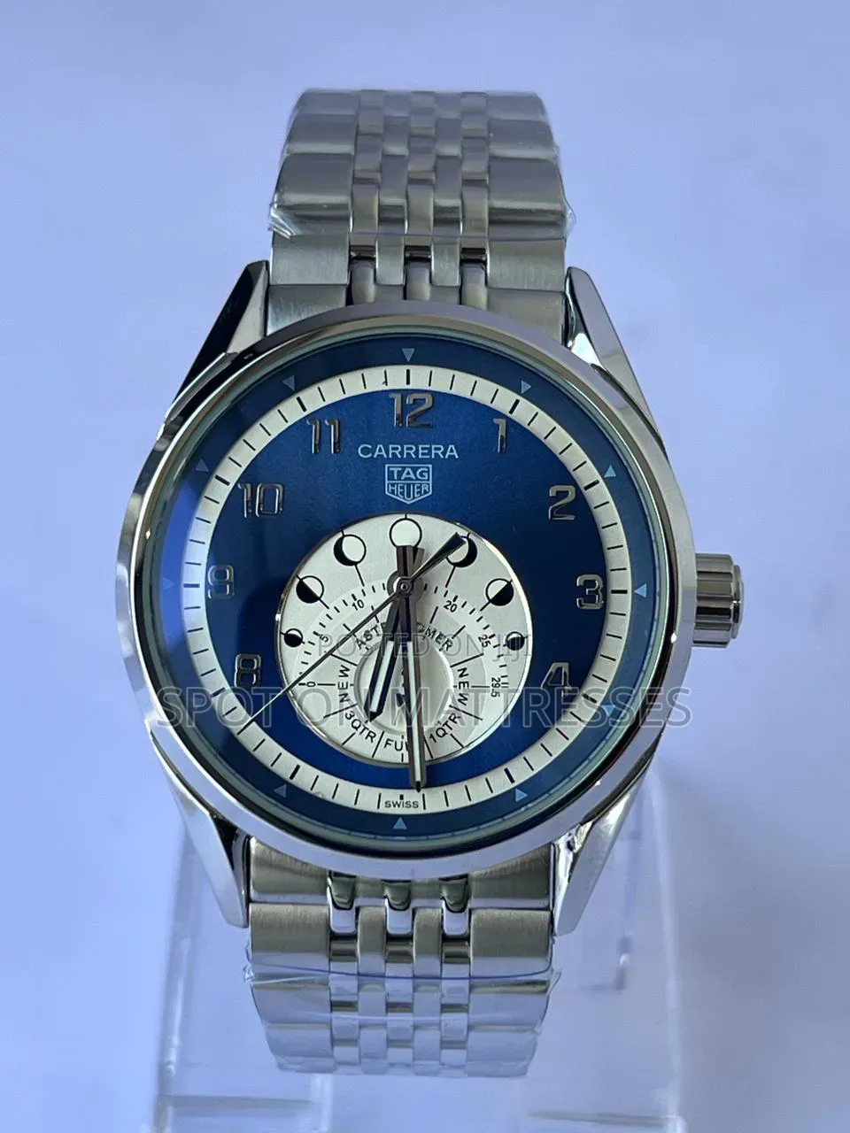 High-End Watch for Men. Carrera Tag Heuer. Automatic & Battery Powered