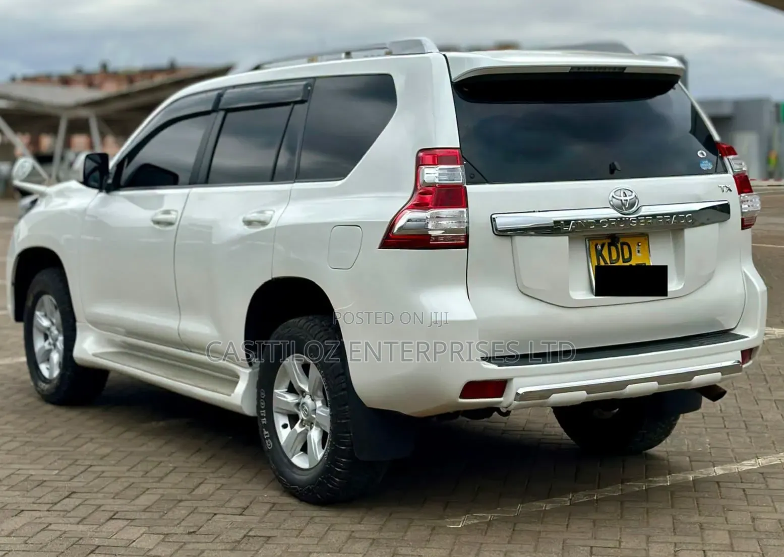 Toyota Land Cruiser Prado 2014 White