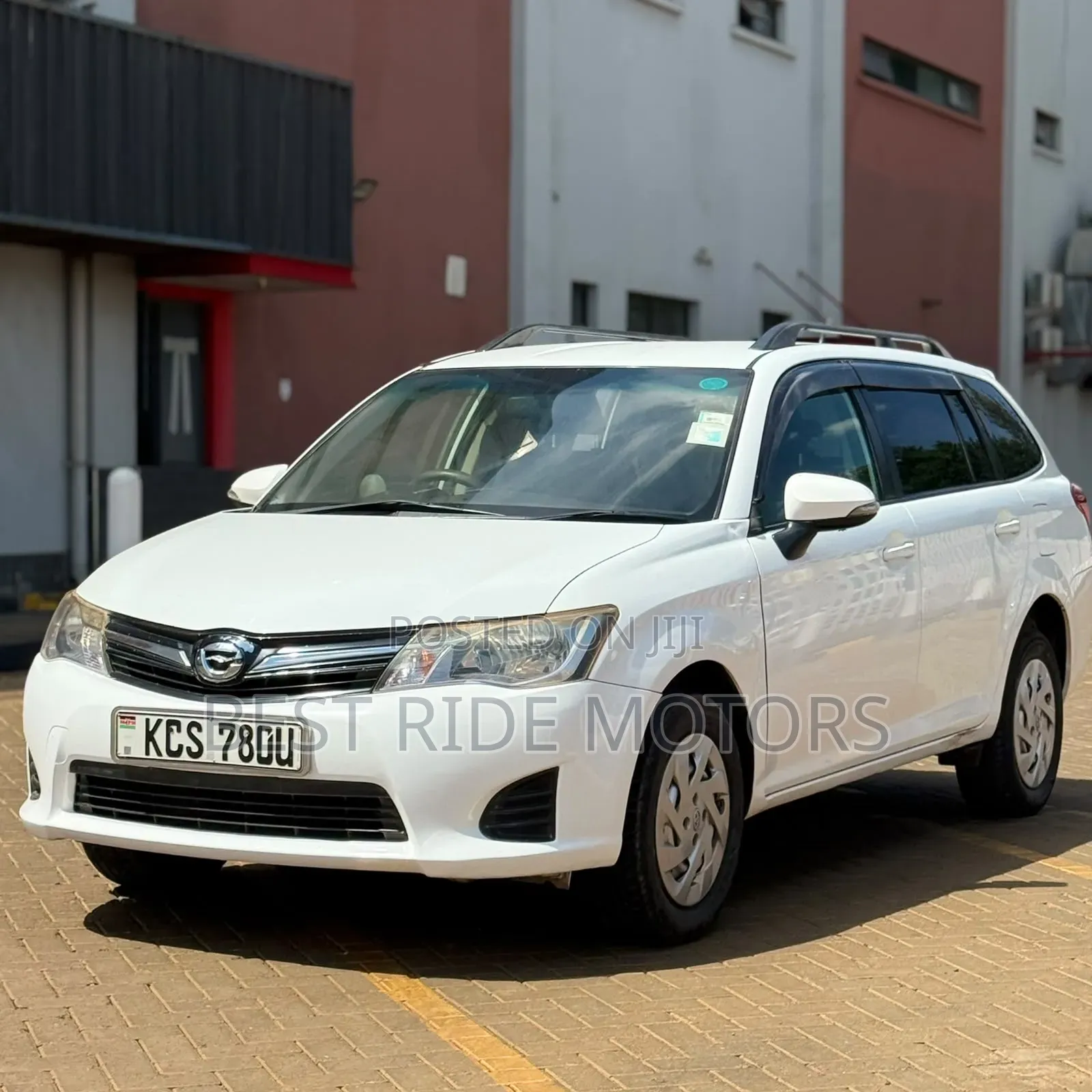 Toyota Corolla Fielder 1.5 Petrol FWD 2013 White