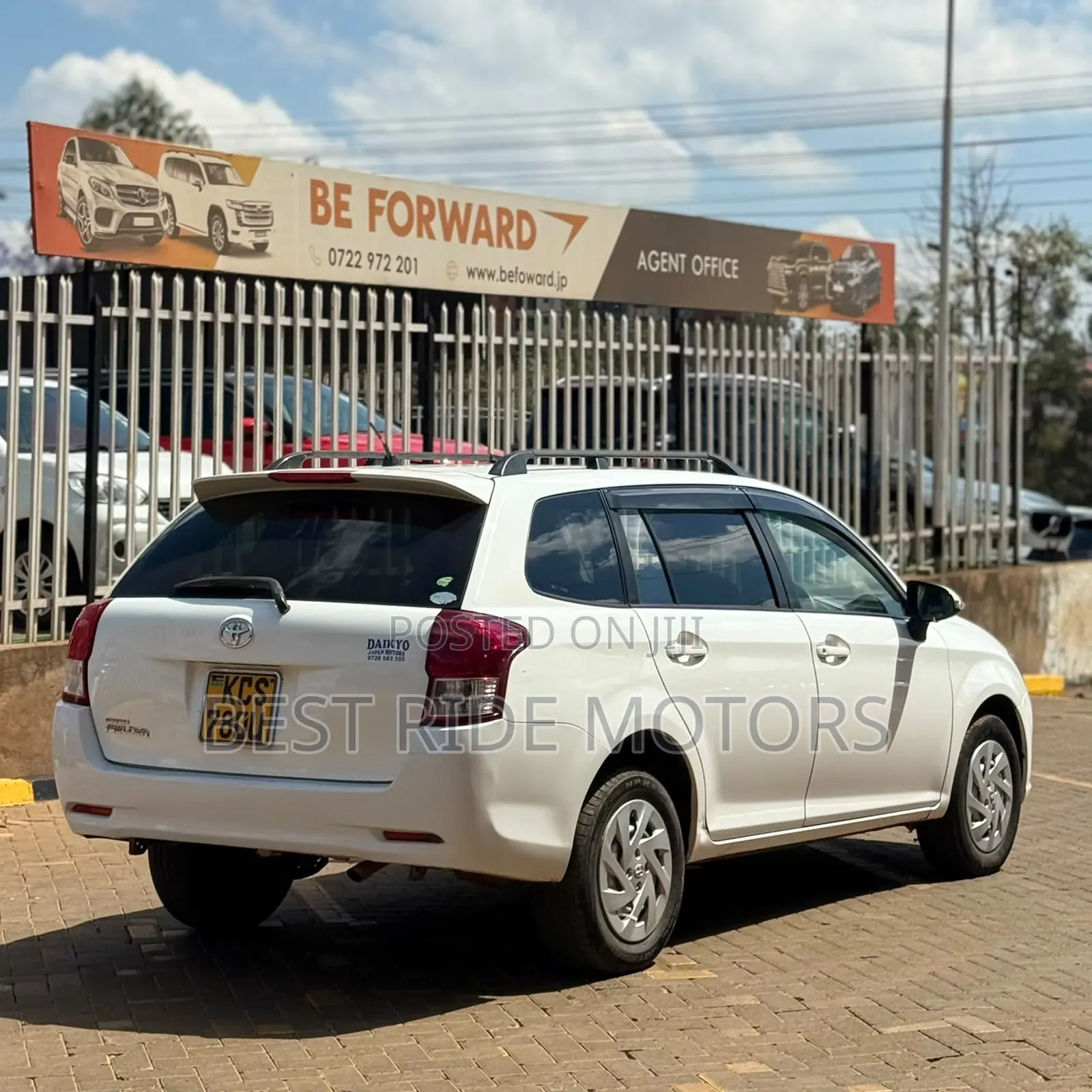 Toyota Corolla Fielder 1.5 Petrol FWD 2013 White