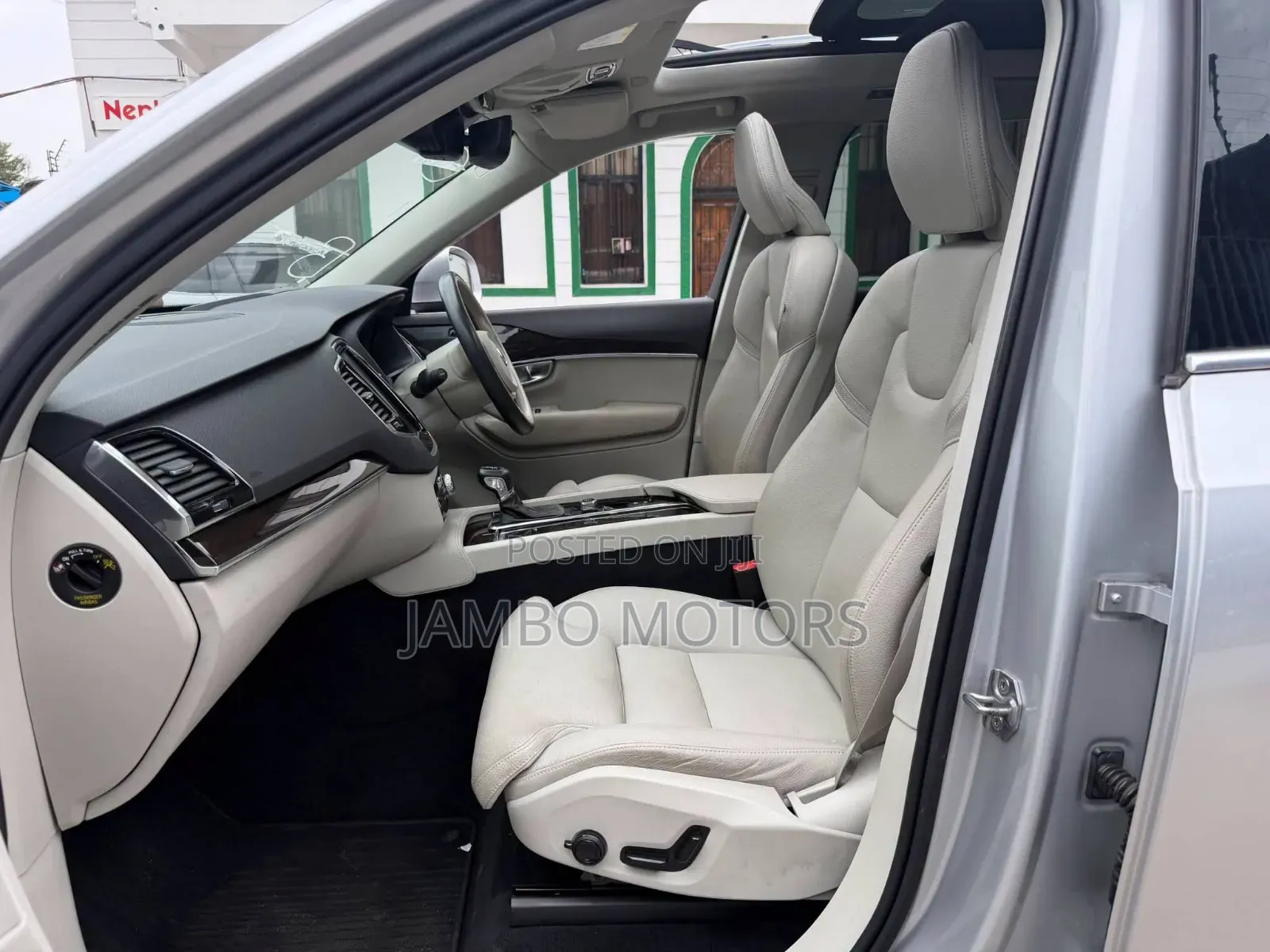 Volvo XC90 T5 Momentum 7 Passenger AWD 2020