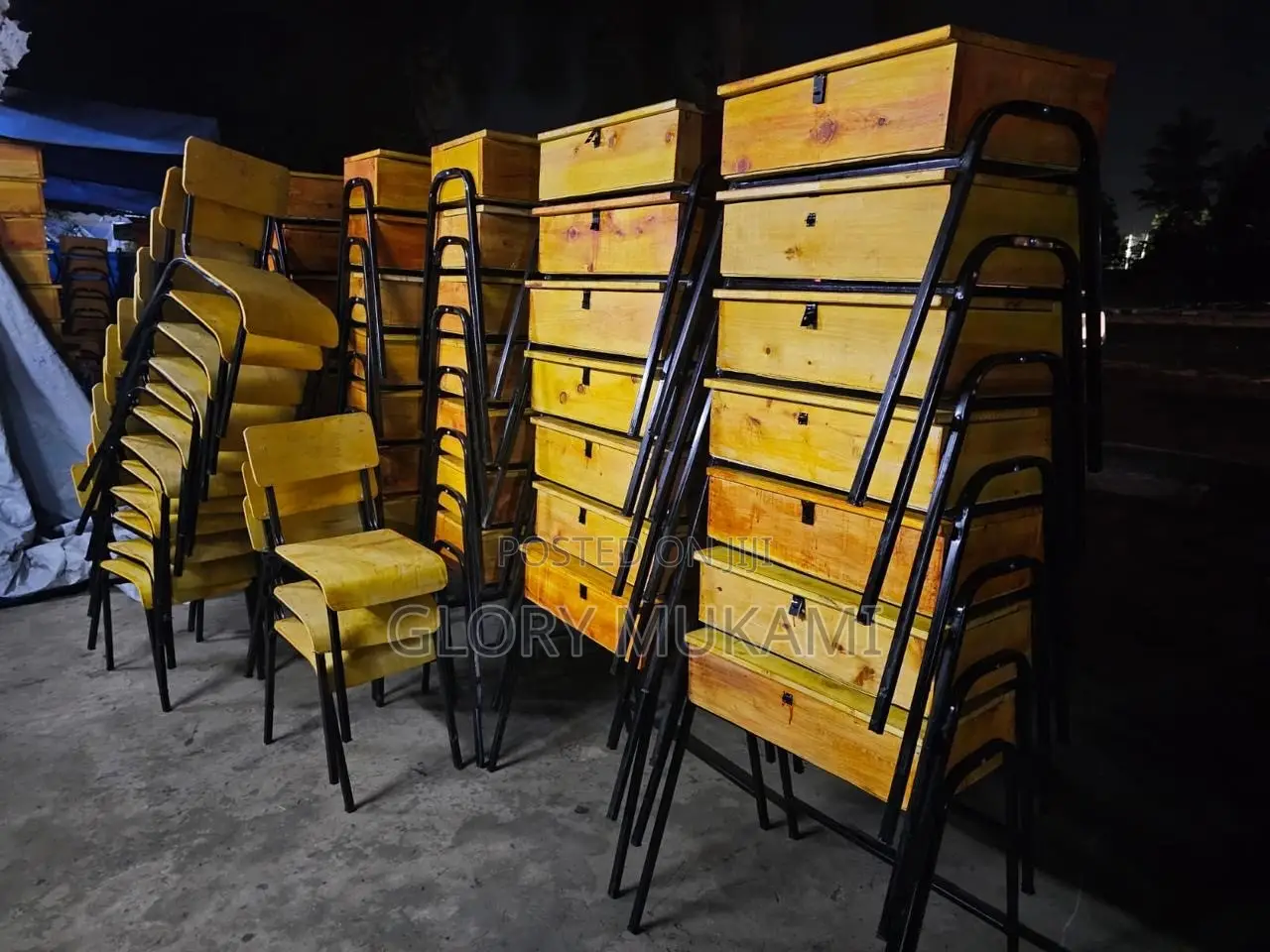 High Quality School Lockers and Chairs