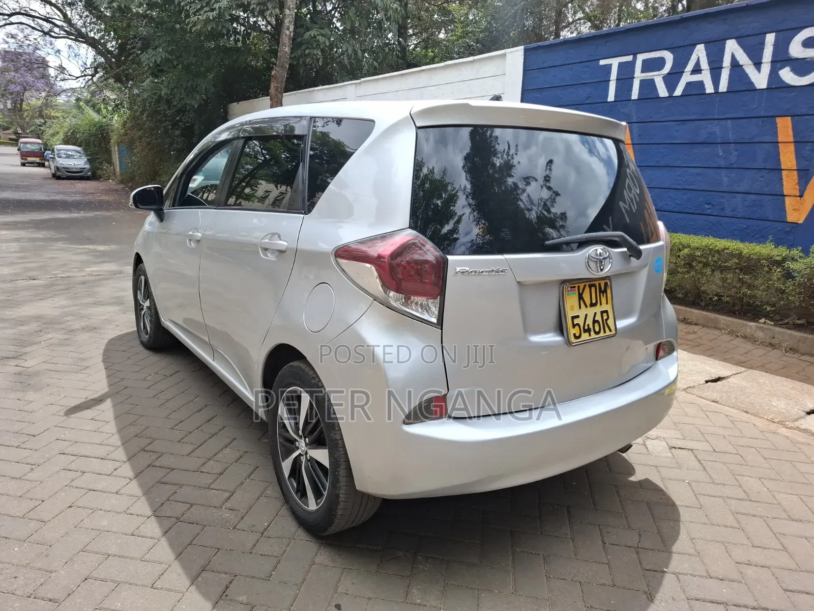 Toyota Ractis 1.5 FWD 2016 Silver