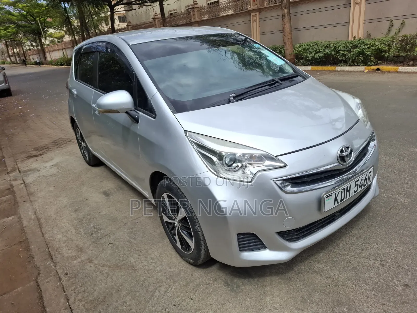 Toyota Ractis 1.5 FWD 2016 Silver