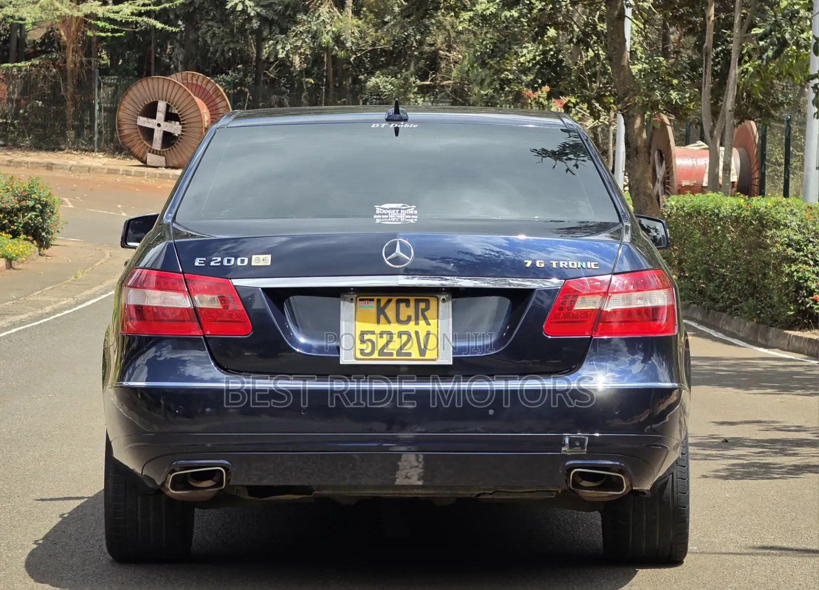 Mercedes-Benz E200 2012 Blue
