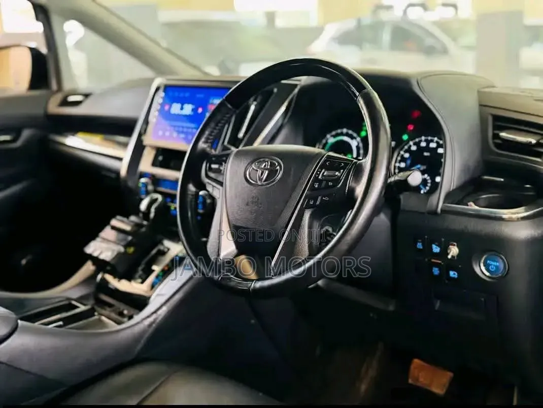 Toyota Alphard 2.5 Hybrid AWD 2020