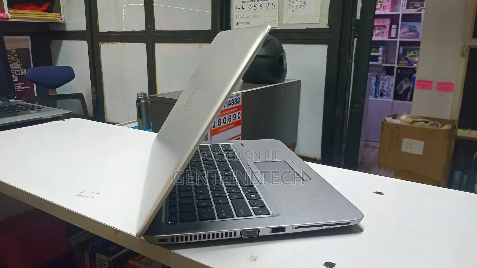 Laptop HP EliteBook 820 G3 4GB Intel Core i5 SSD 128GB