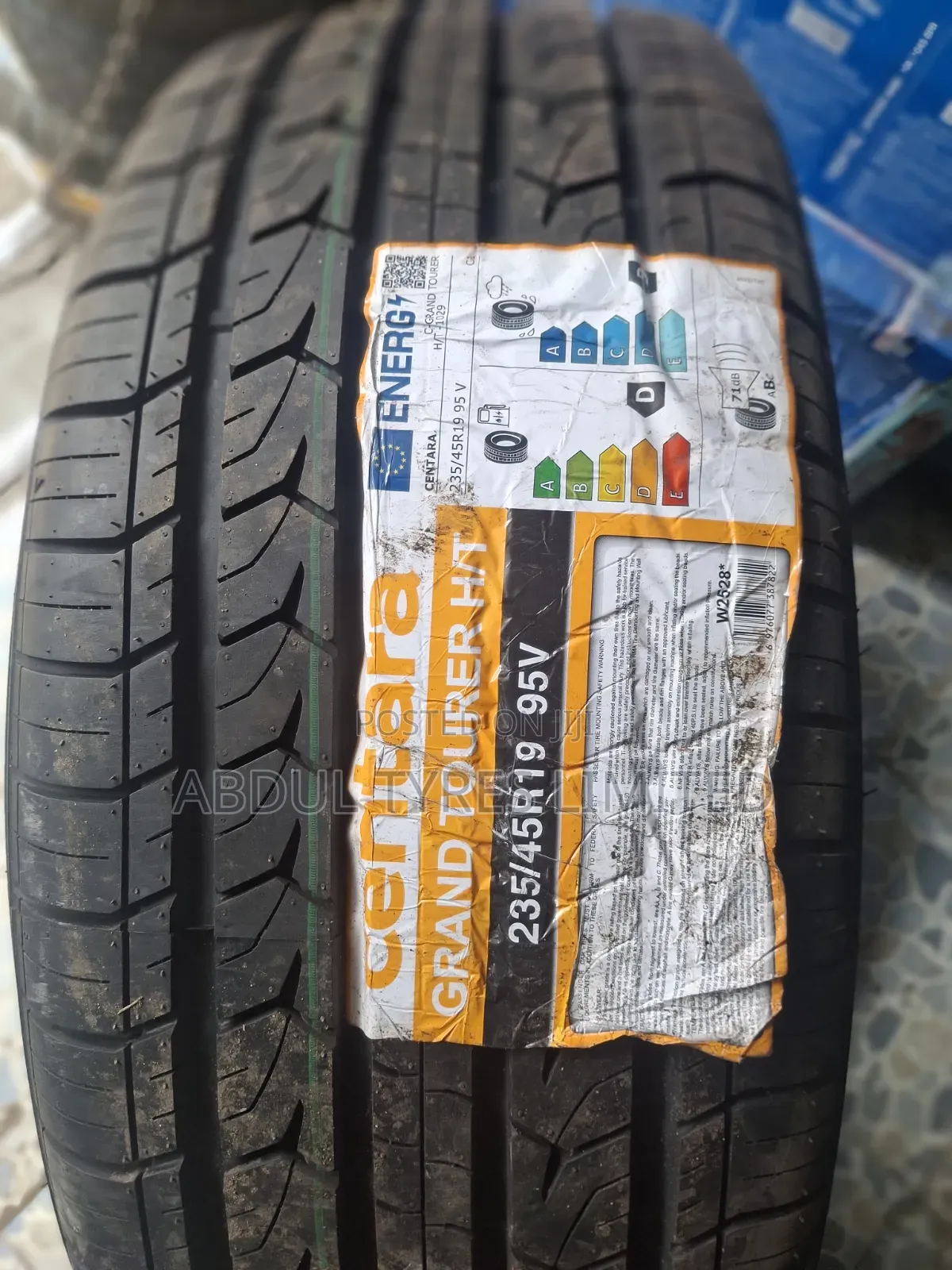 235/45r19 Centara Tire