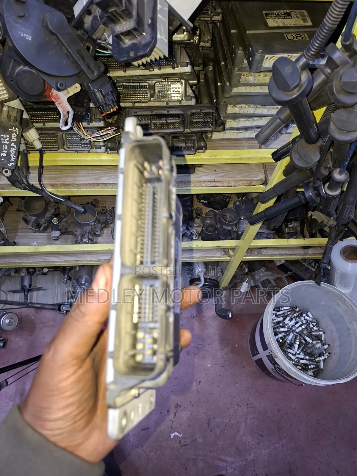 Nissan Bluebird ECU
