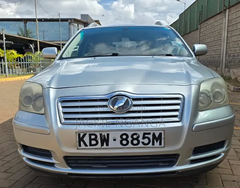 Toyota Avensis 2006 Silver