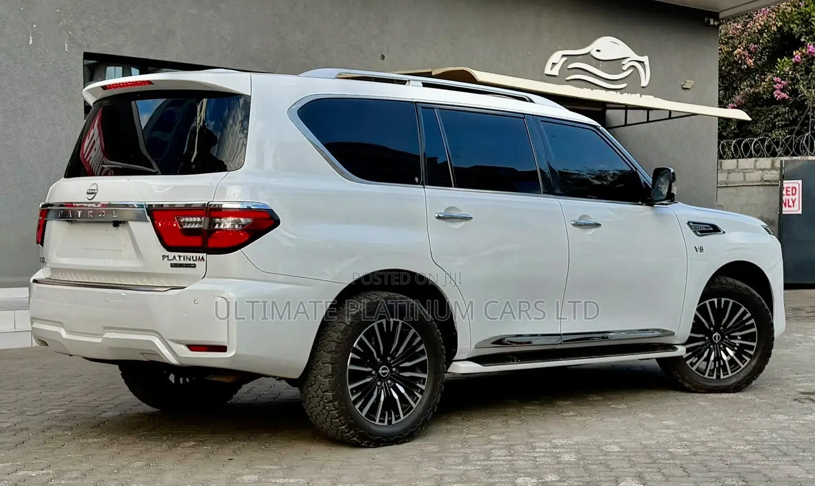 Nissan Patrol 2014 White